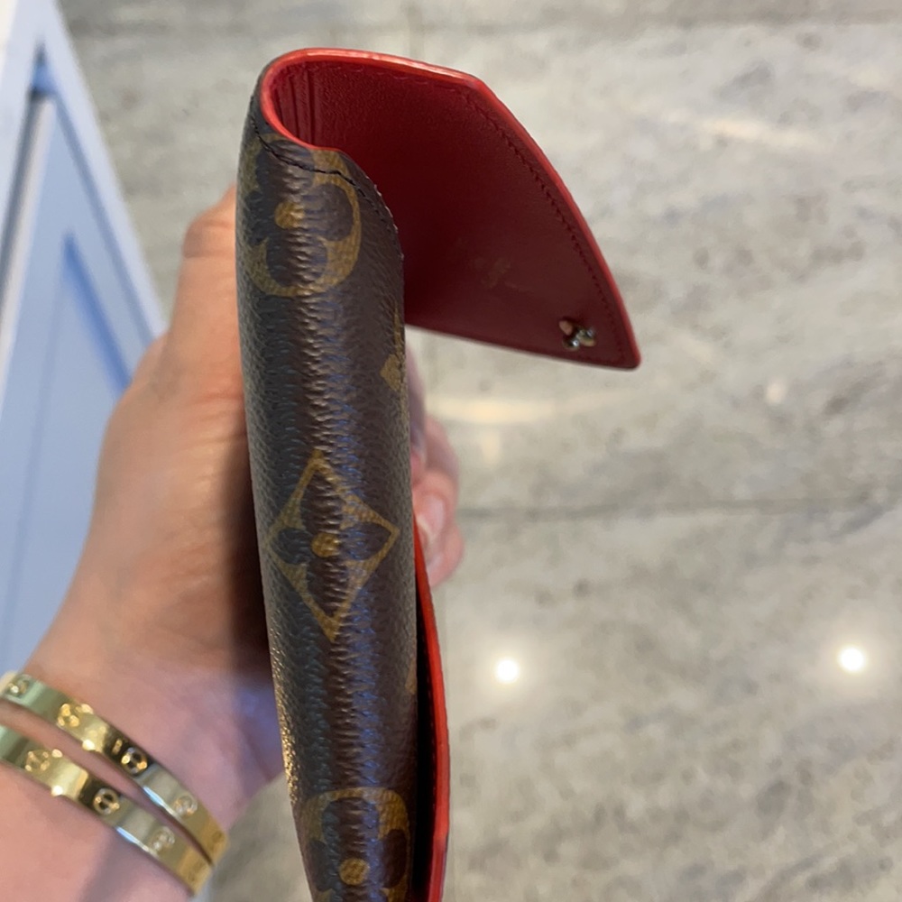 Louis Vuitton Wallet - Picture 9 of 12